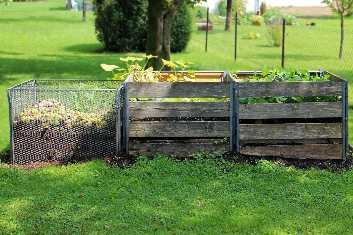 Compost Heap or Wormery? Choosing the Right Setup for a Small UK Garden